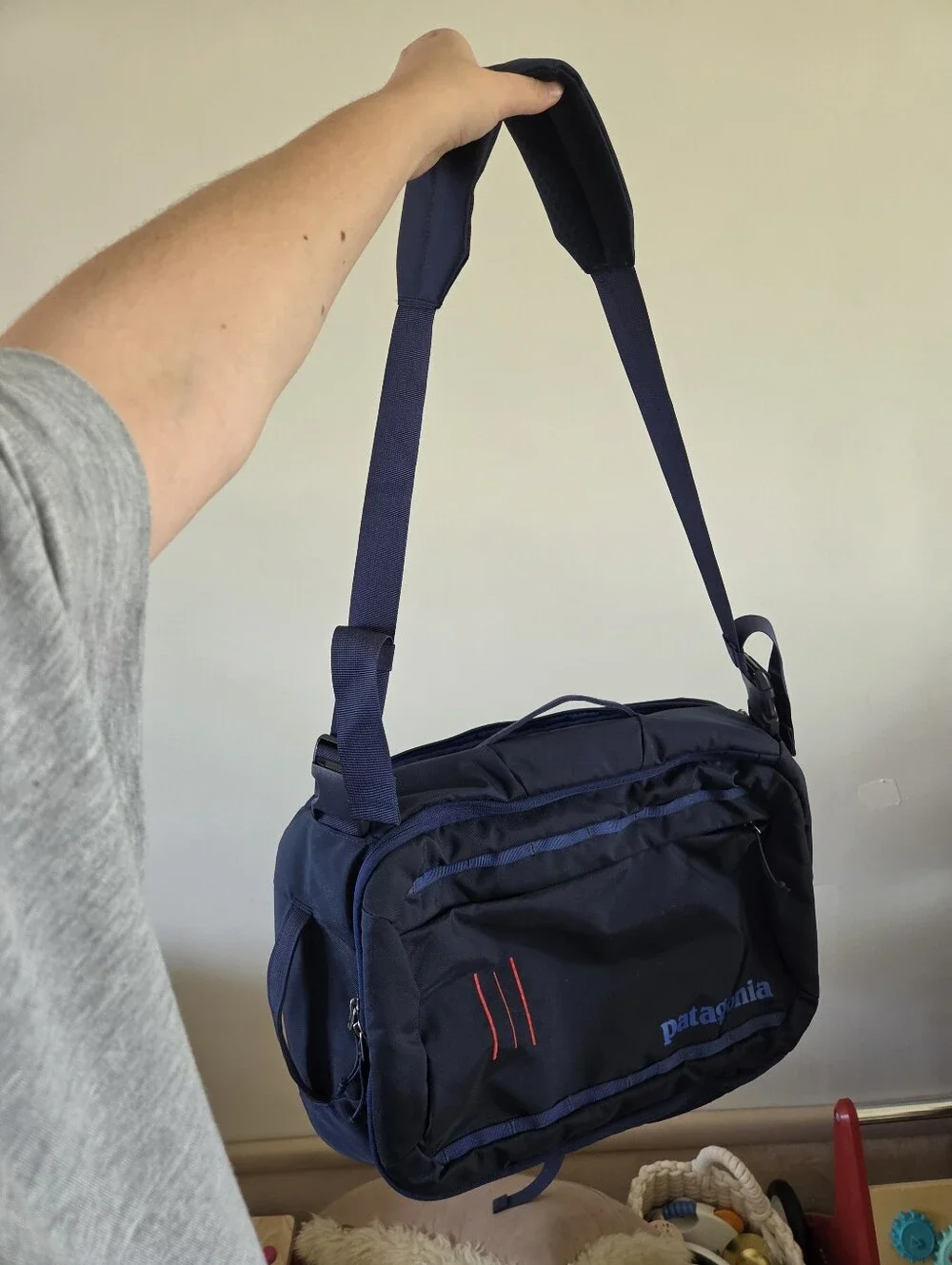 Patagonia Tres 25L 3-Way Convertible Backpack Briefcase Shoulder Bag Navy Blue